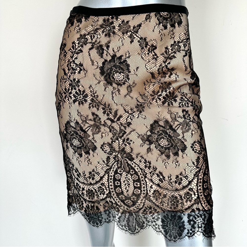 Valentino women skirt size 38/2 NWT!!! Authentic!